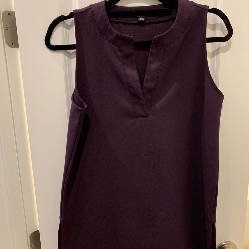 Ann Taylor sleeveless shell.